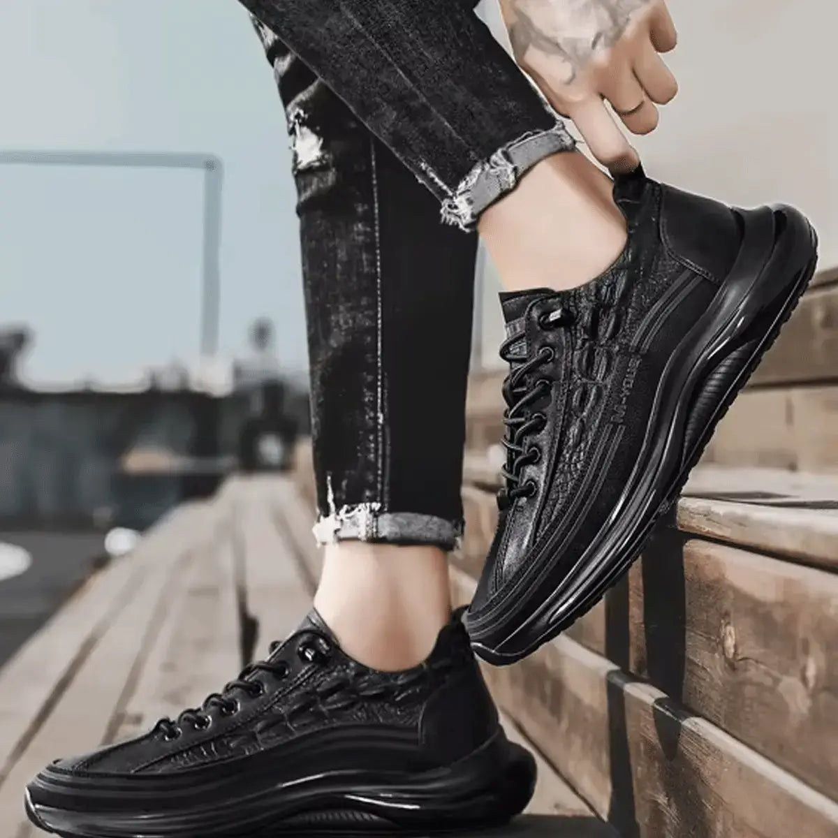 Drako® Blokes' Croc Skin Trainers